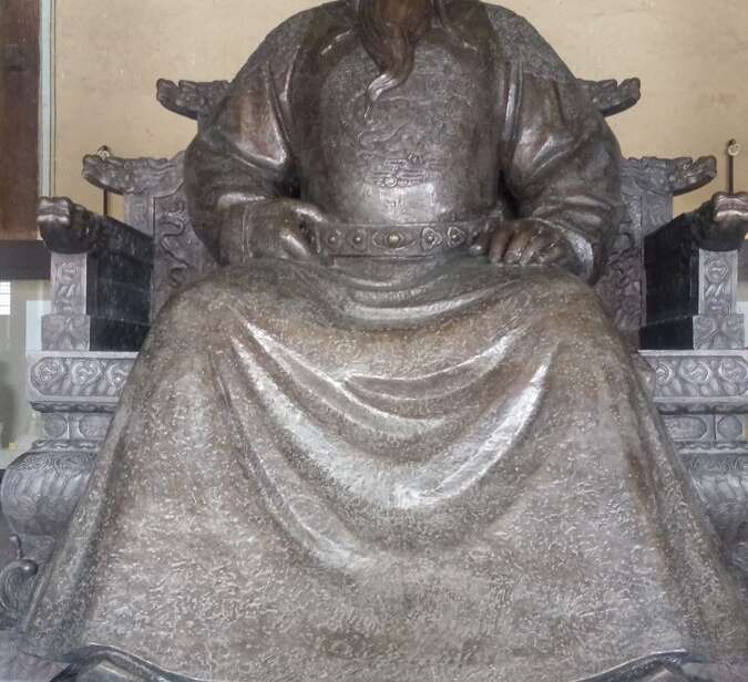 Statue of the Hongwu Emperor, Zhu Yuanzhang, founder of the Ming Dynasty — the only Chinese imperial dynasty named for a commoner's surname.